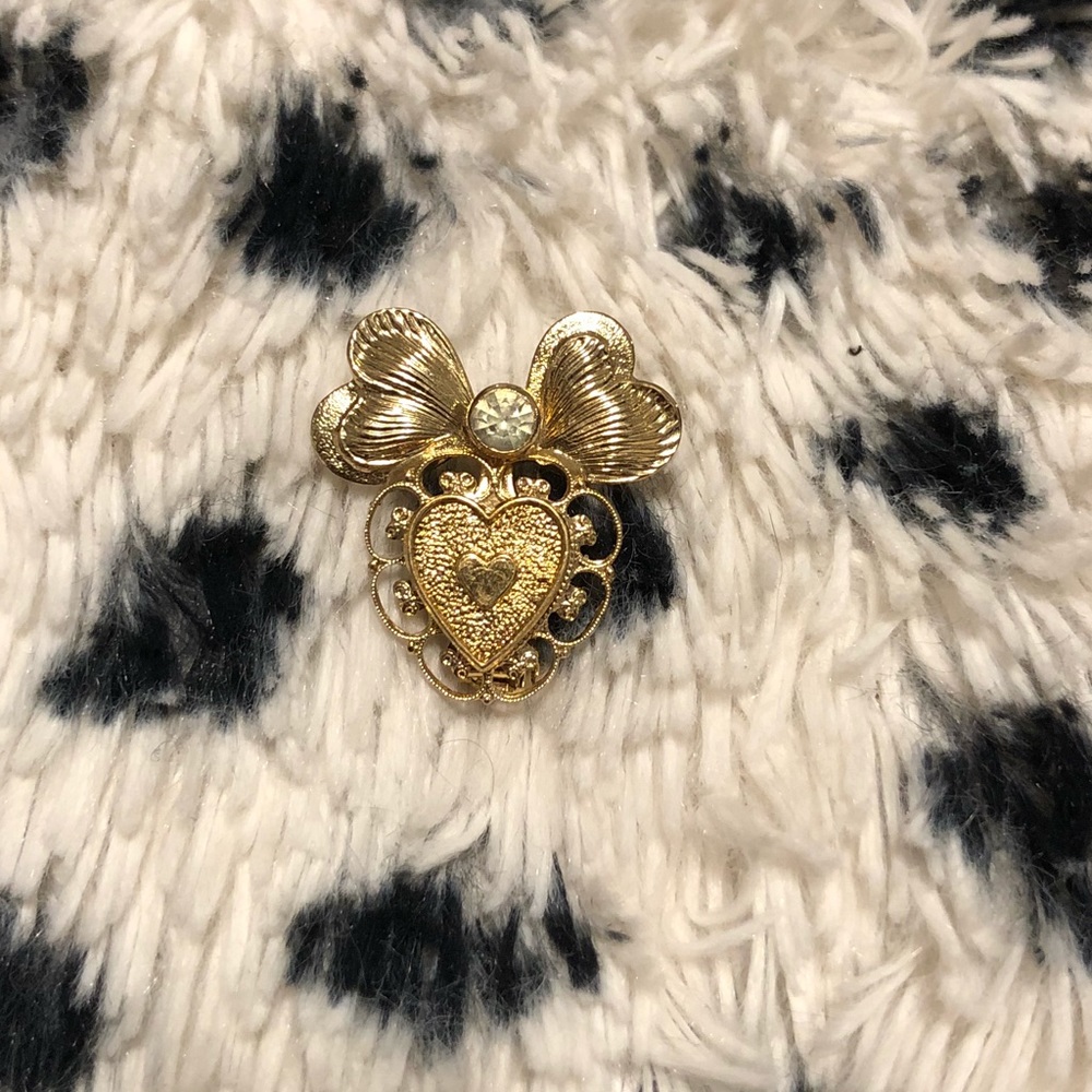 Vintage Gold Heart Angel Brooch